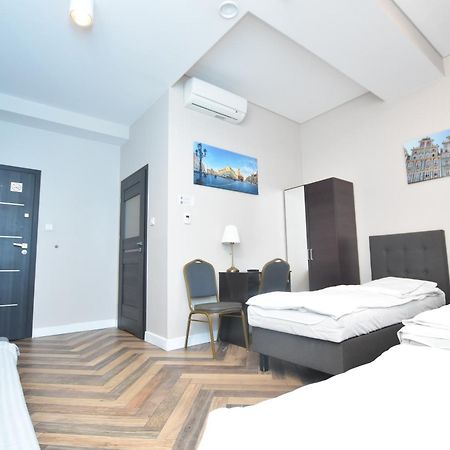Dukes Apartments - Wita Stwosza Wroclaw Luaran gambar